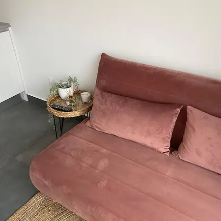 Adorable Neuve En Jean-de-luz *